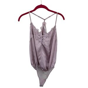 Abercrombie & Fitch Satin‎ Bodysuit Sz M Lavender Lace Romantic Fairy Coquette